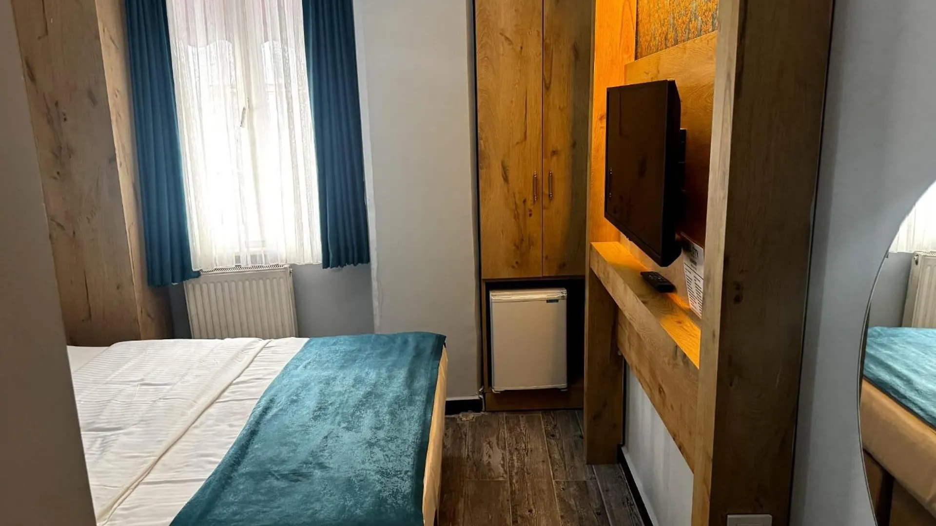 **  Miss City Hotel Taksim Istanbul Turkey